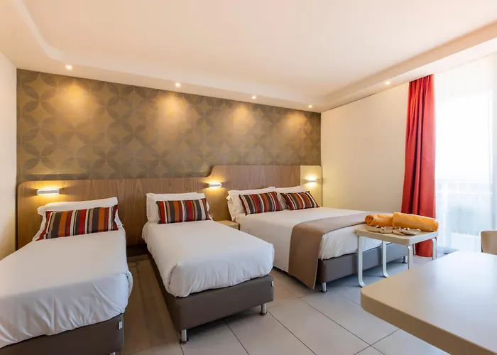 Deluxe Quadruple Room